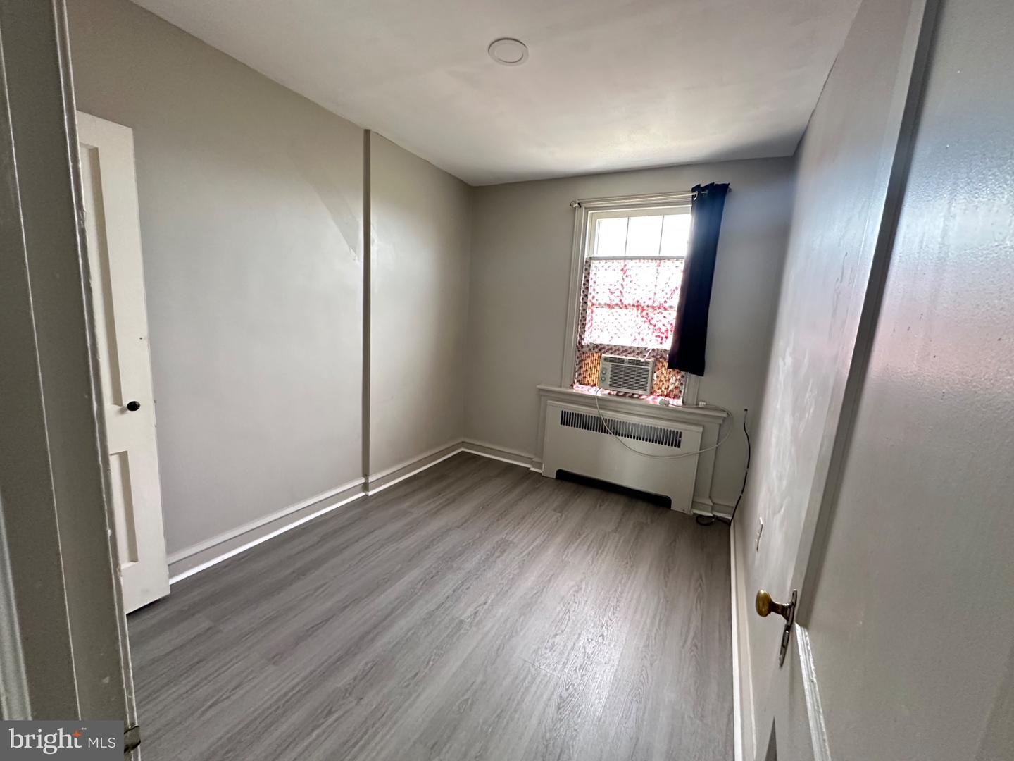 6950 Kindred Property Photo 20