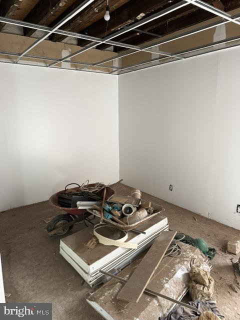 1601 N 26th St Property Photo 3