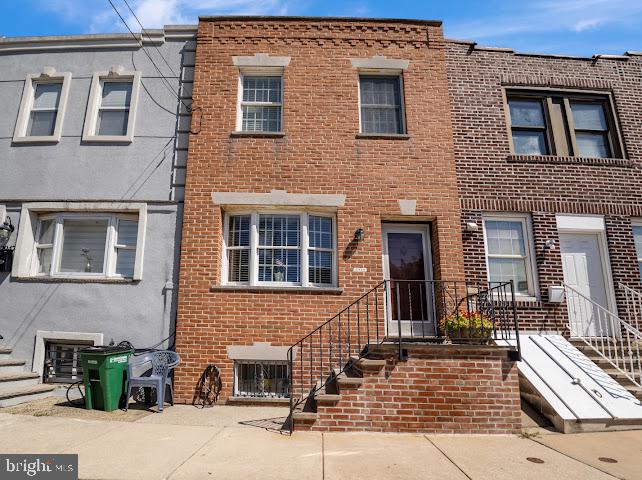 2949 17th St Property Photo 1