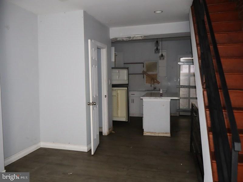 2319 Greenwich St Property Photo 4