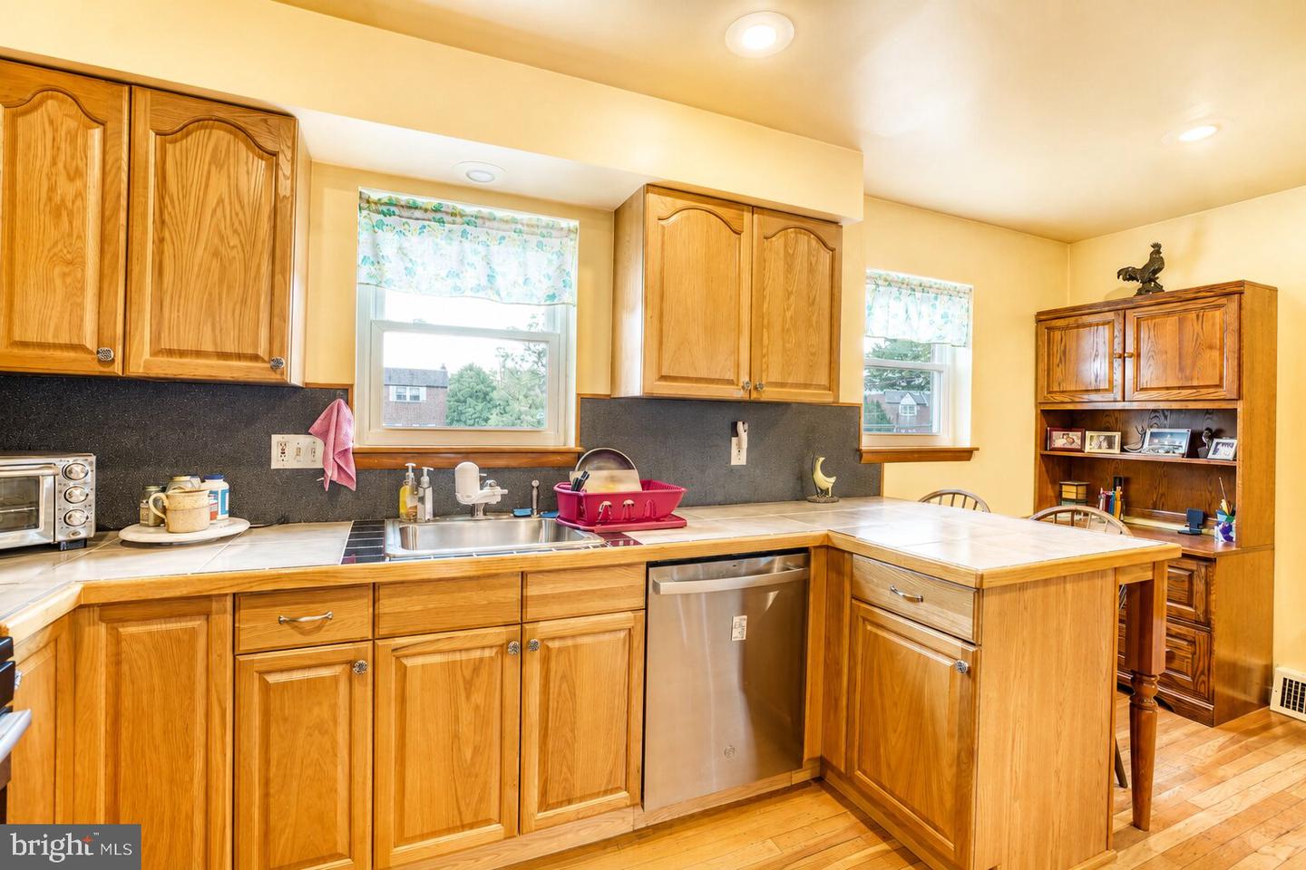 369 Helene Pl Property Photo 16