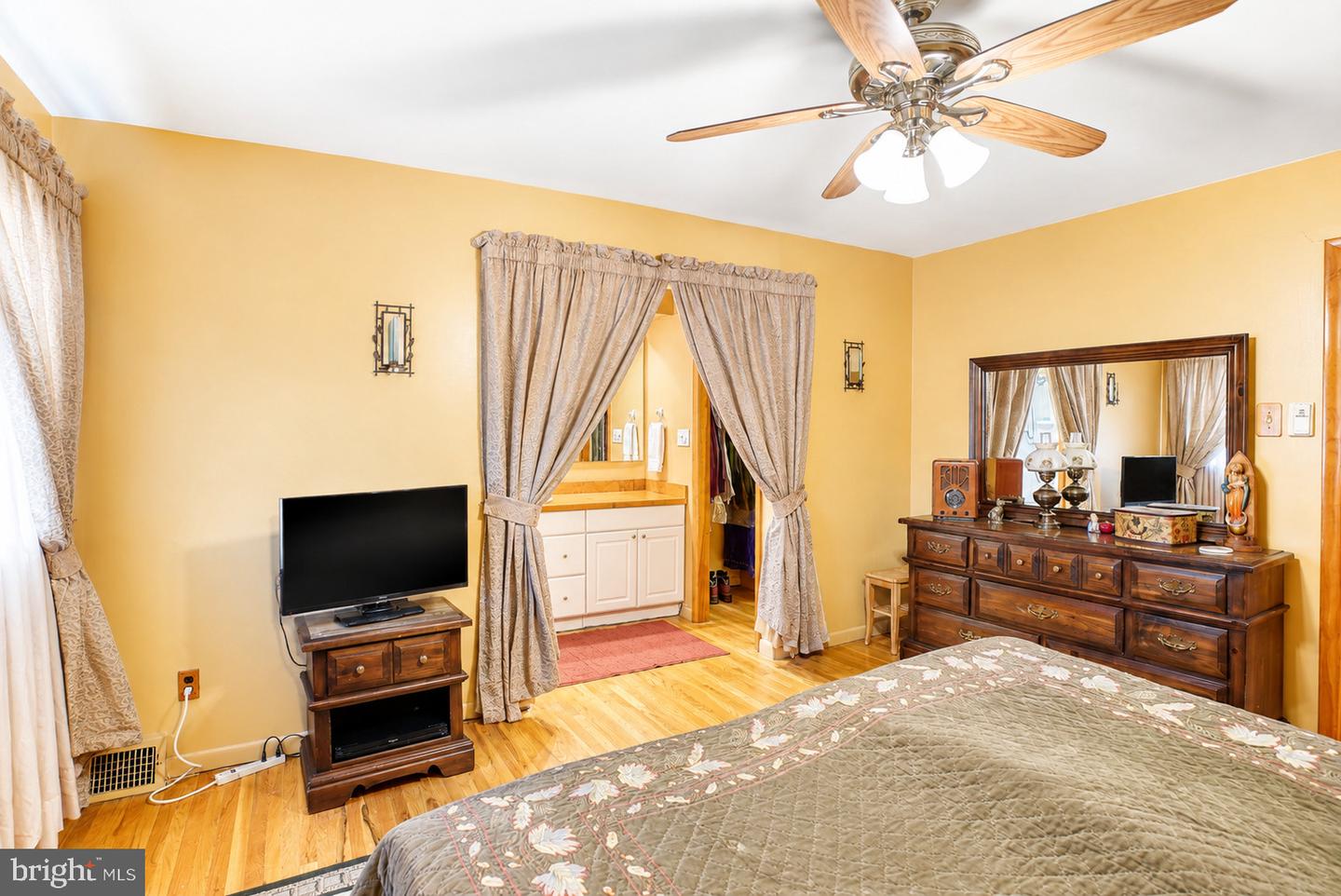 369 Helene Pl Property Photo 21