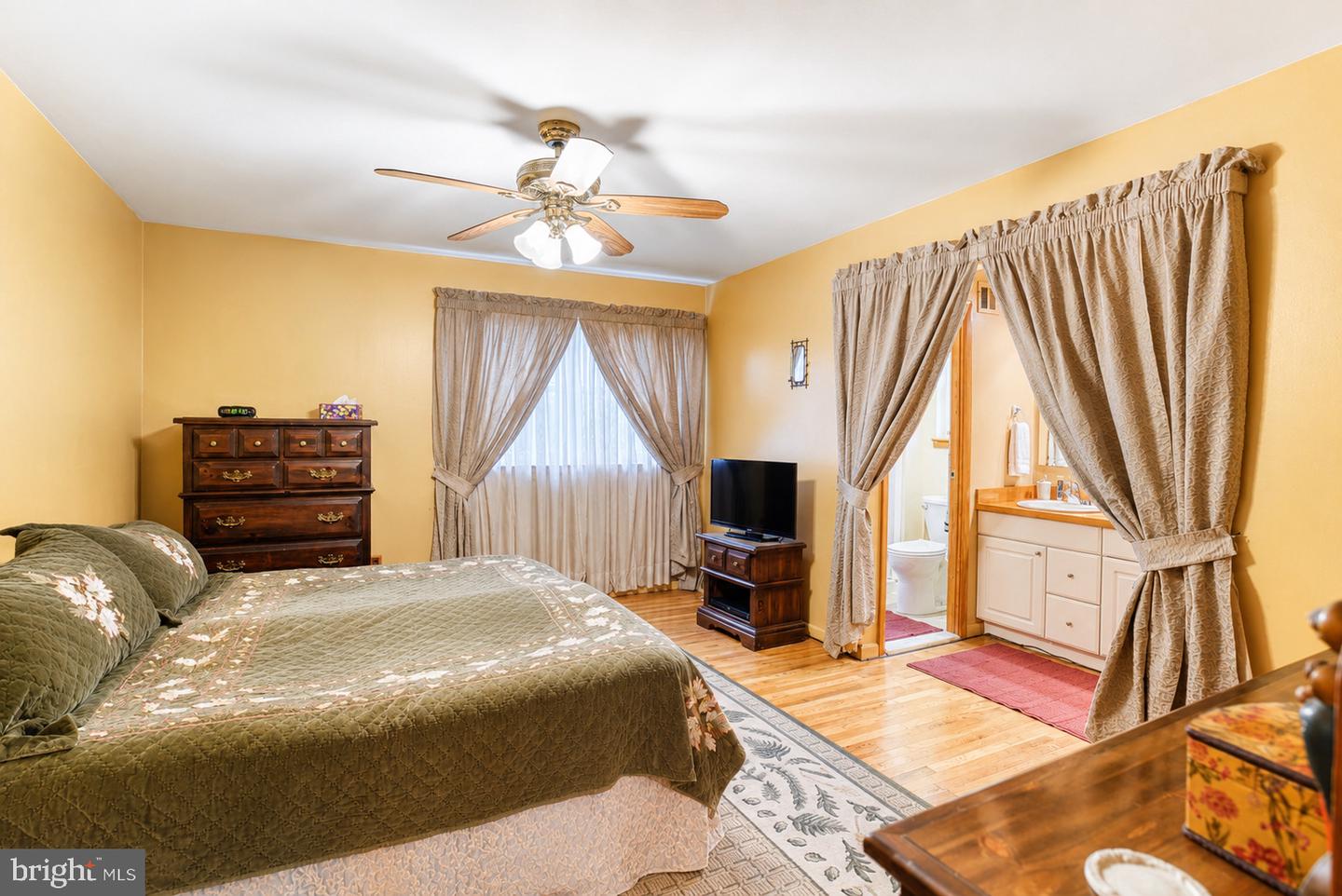 369 Helene Pl Property Photo 22
