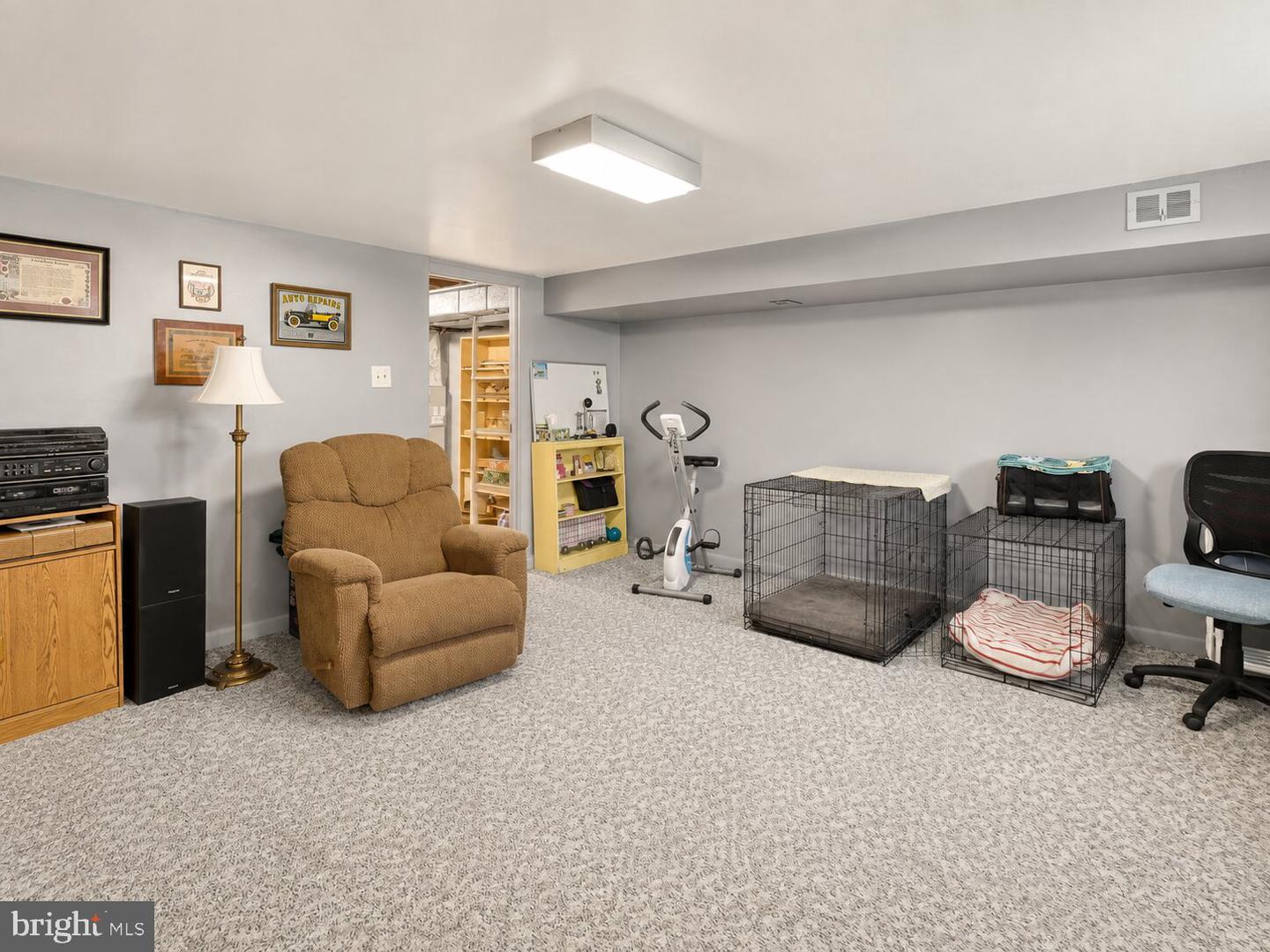 369 Helene Pl Property Photo 31
