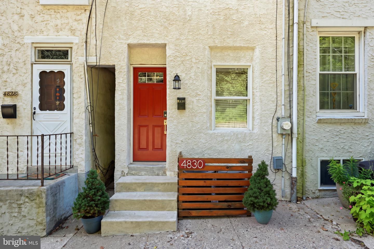 4830 Smick St Property Photo 1