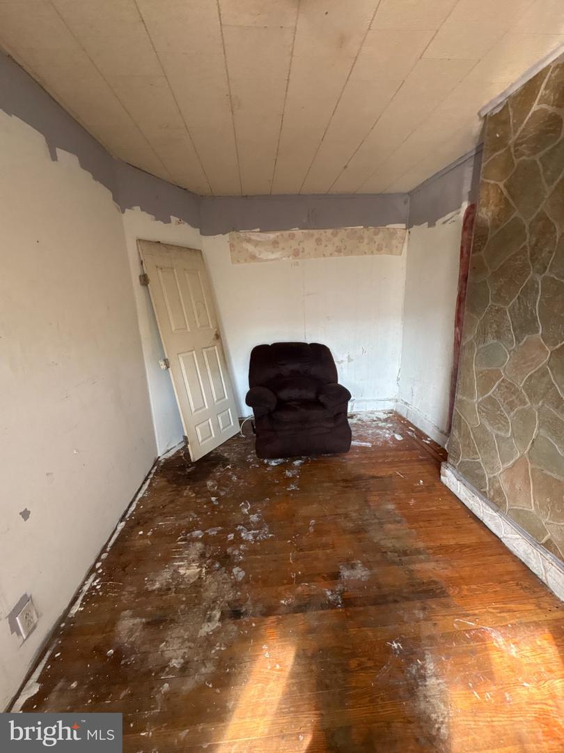 2019 S 65th St Property Photo 5