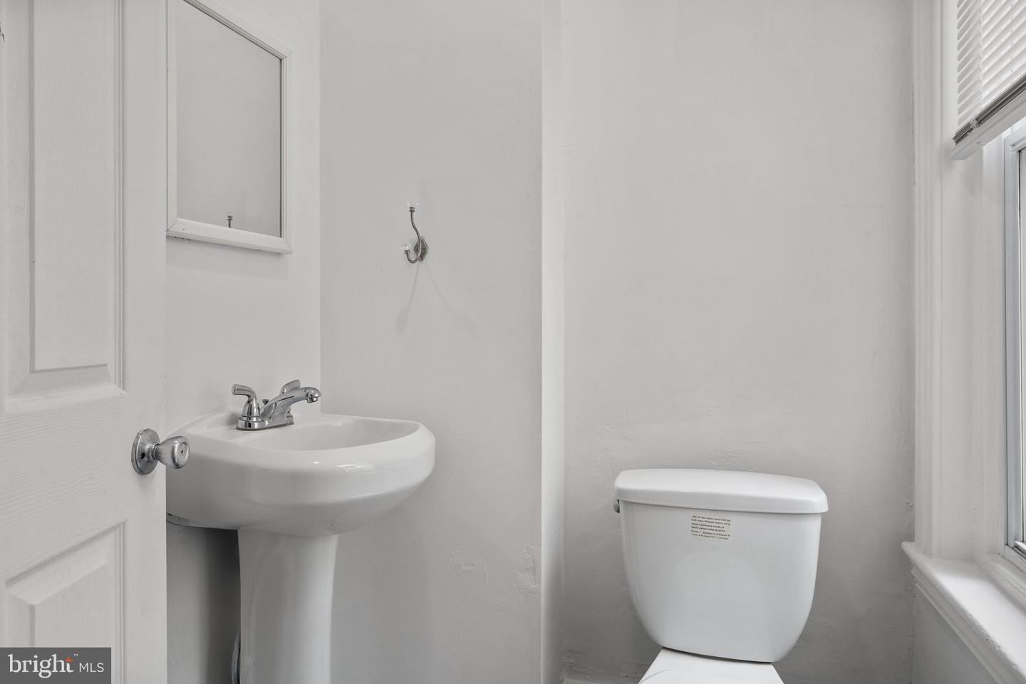 206 Baldwin St Property Photo 8