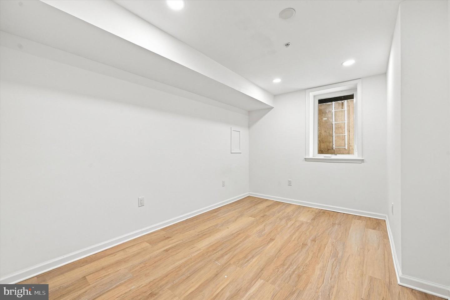 1644 N Marshall St #1 Property Photo 9
