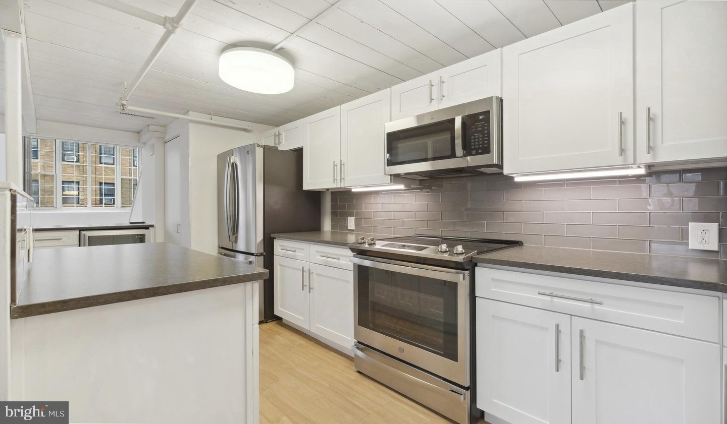 2300 Walnut St #730 Property Photo 17