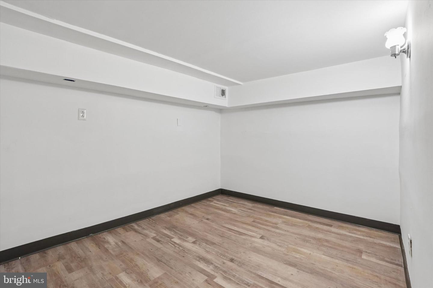 1315 W Porter St Property Photo 16