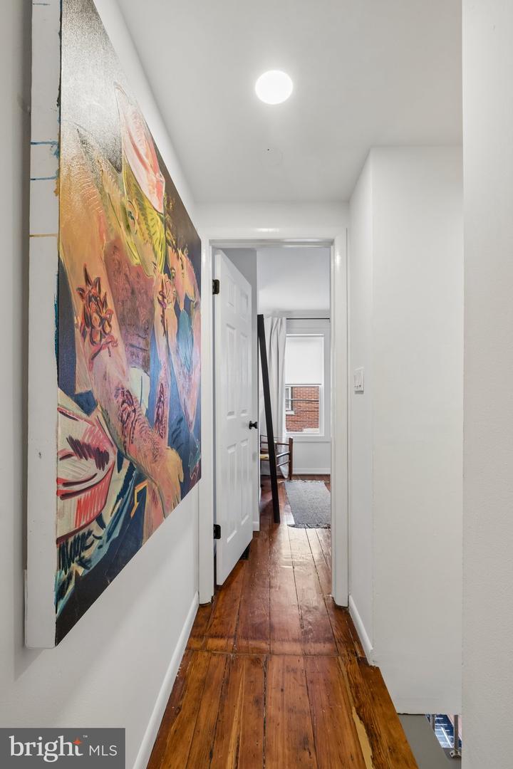 1706 Webster St Property Photo 17