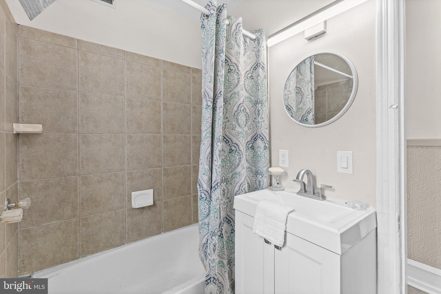 1026 N Pallas St Property Photo 22