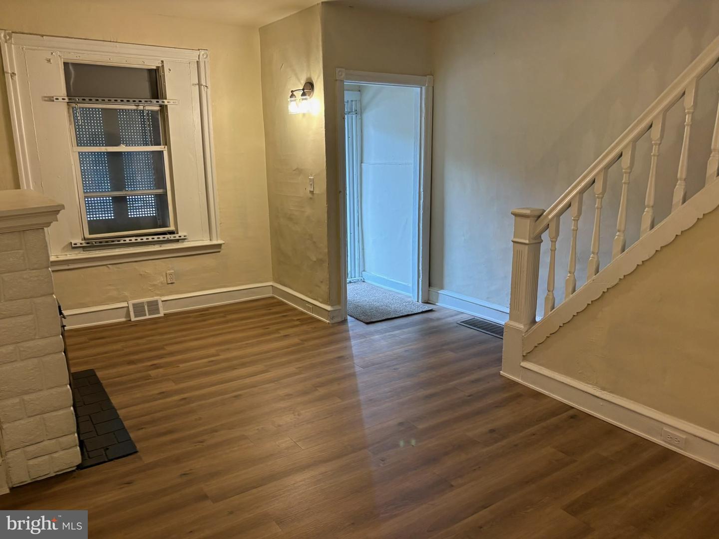 3010 B St Property Photo 3