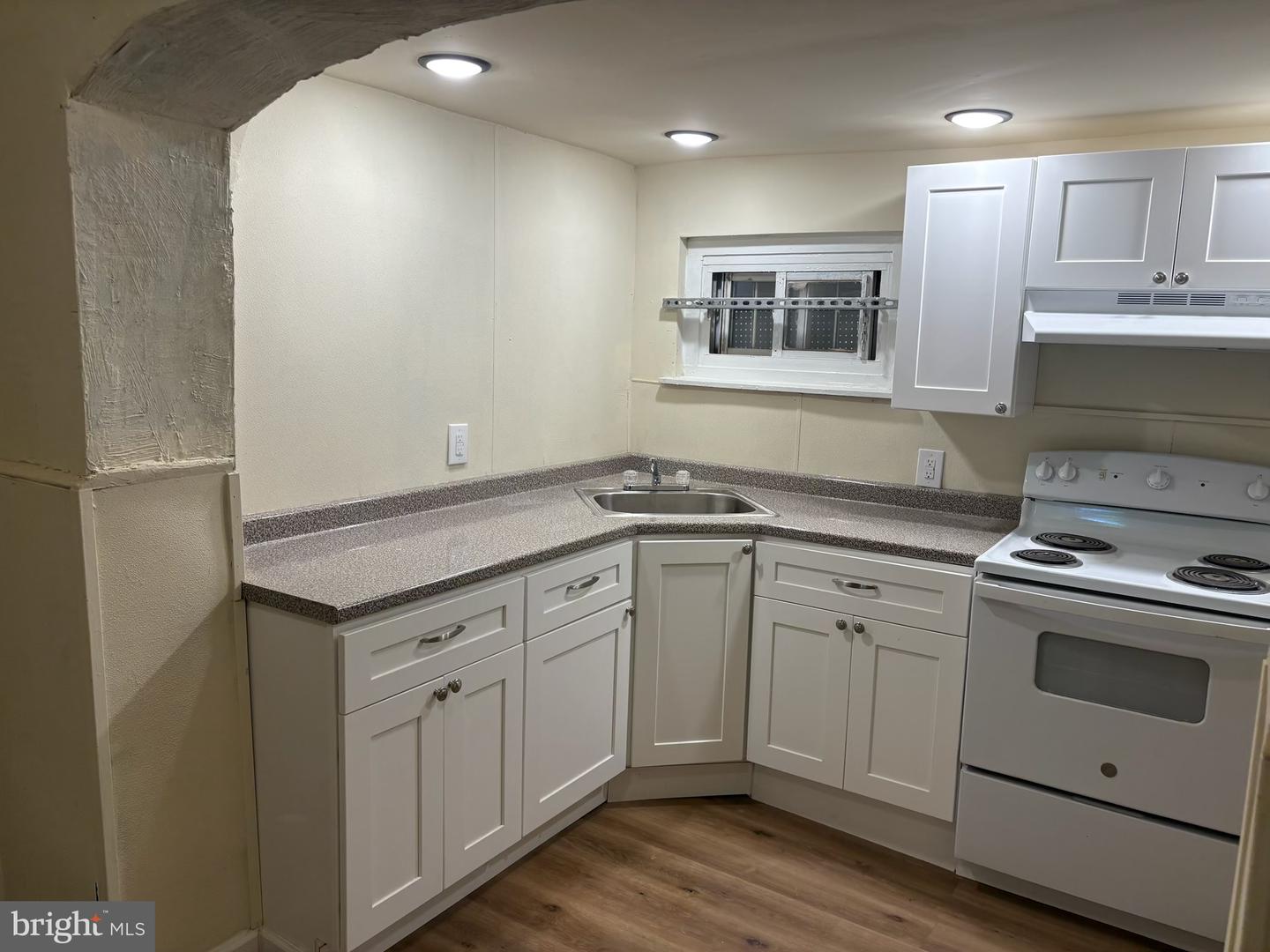 3010 B St Property Photo 6