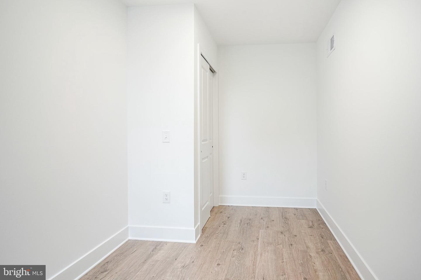 2624 S Bouvier St Property Photo 20