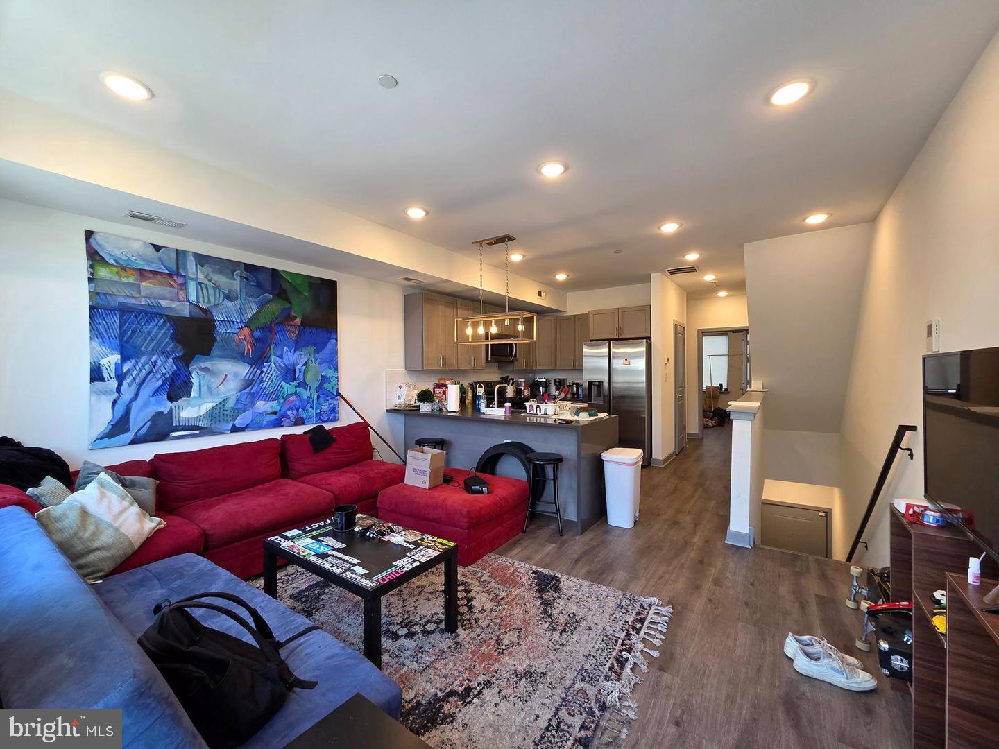 417 W BERKS ST #2 Property Photo 1