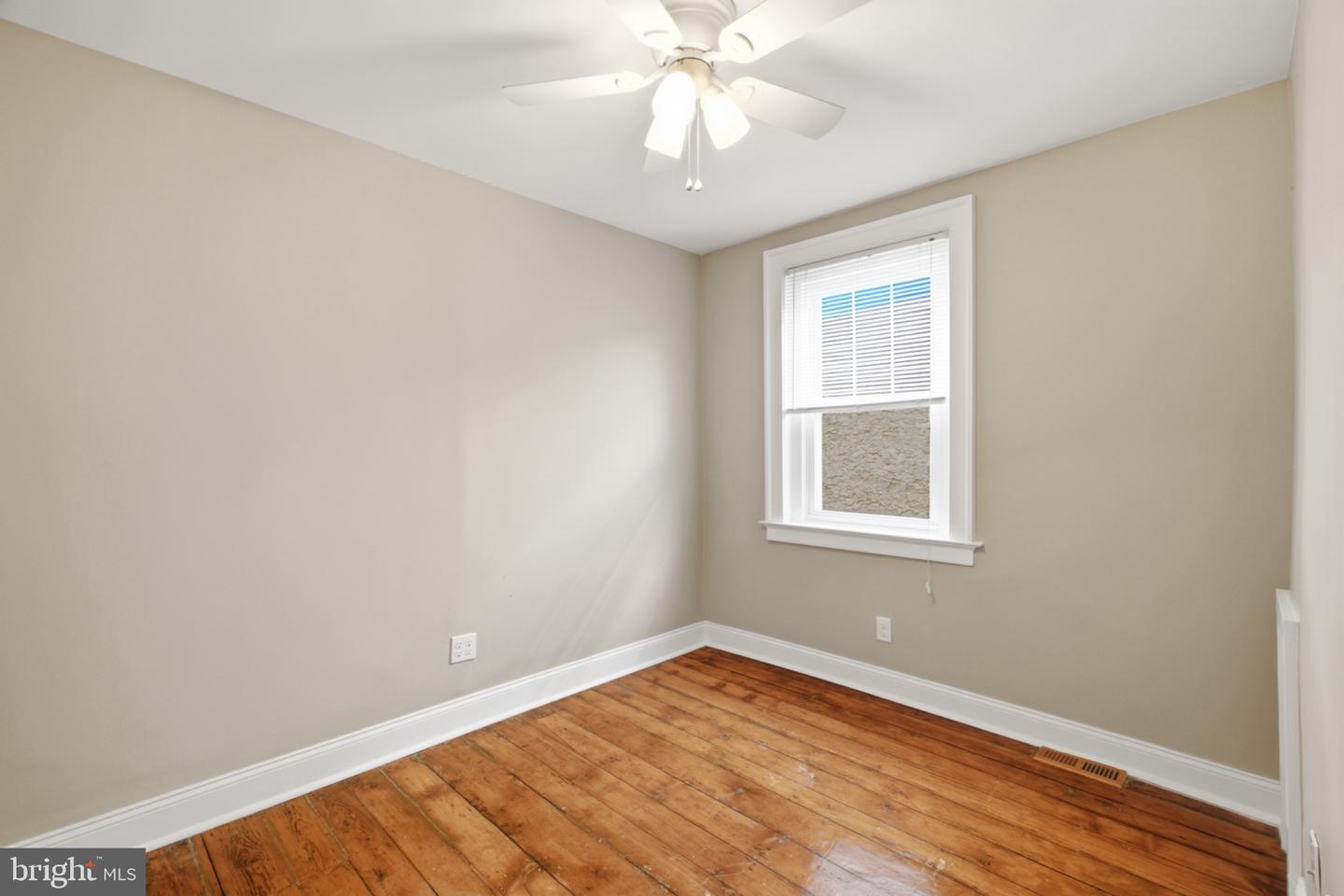 953 N Randolph St #2r Property Photo 10
