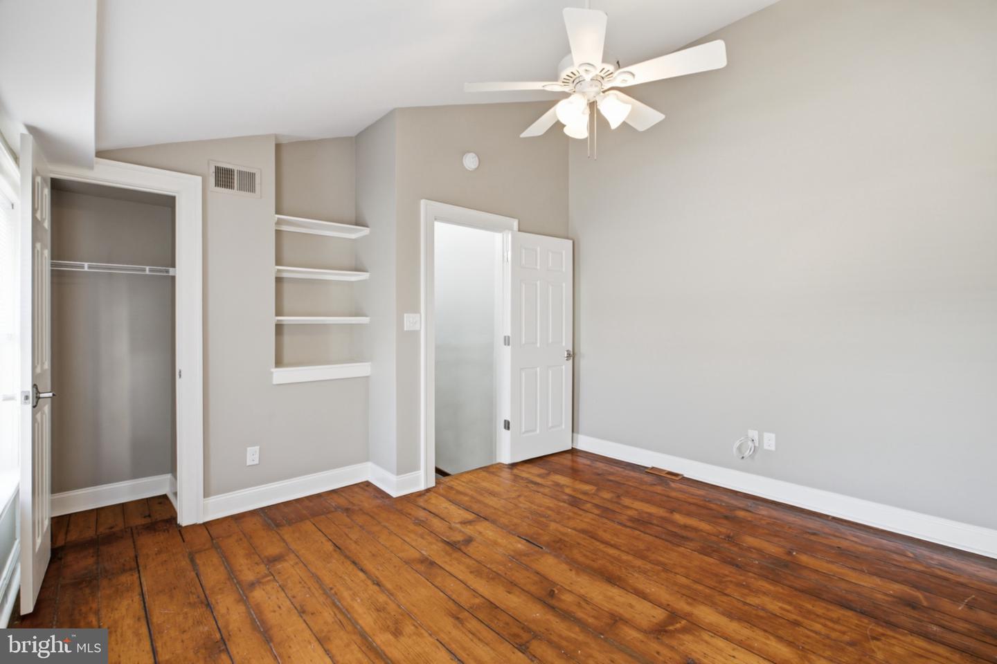 953 N Randolph St #2r Property Photo 15