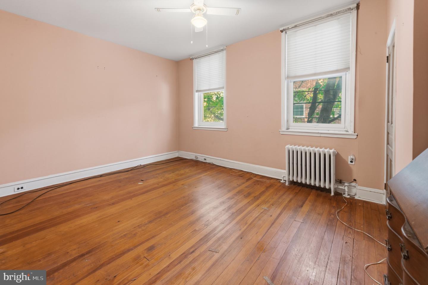 608 League St Property Photo 10