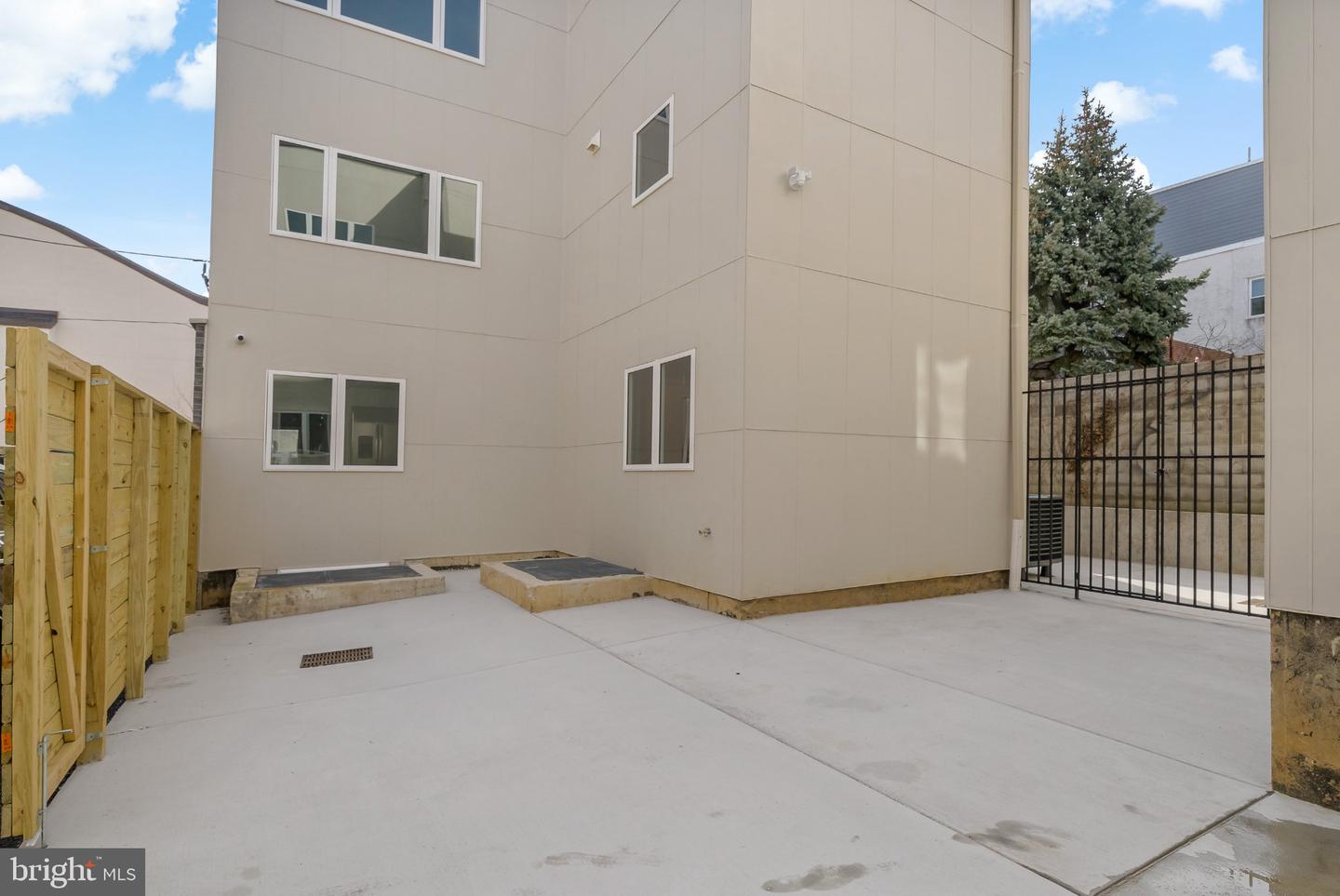 1533 N 2nd St #1b Property Photo 15