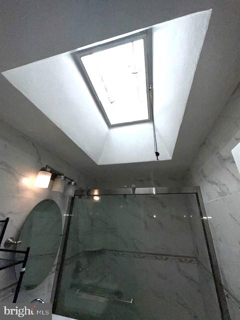 2943 Elbridge St Property Photo 27