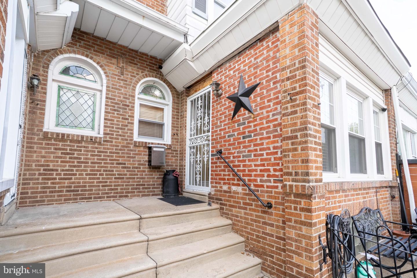 5342 Large Property Photo 5