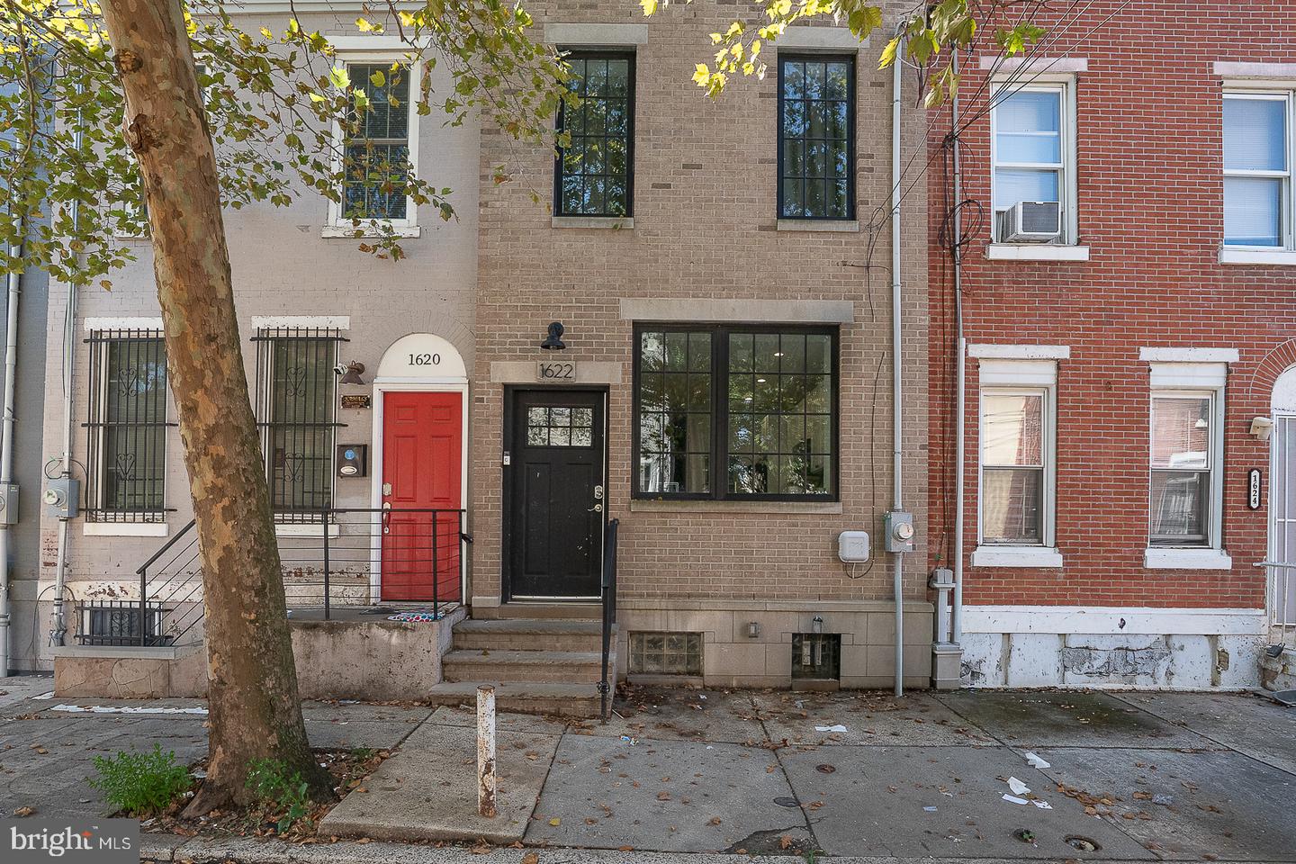 1622 N Bouvier St Property Photo 3