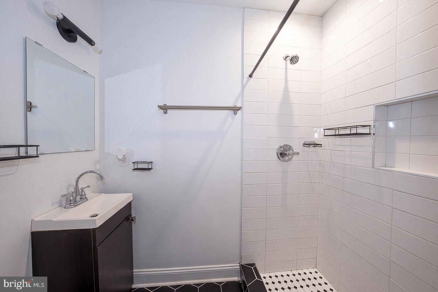 1622 N Bouvier St Property Photo 12
