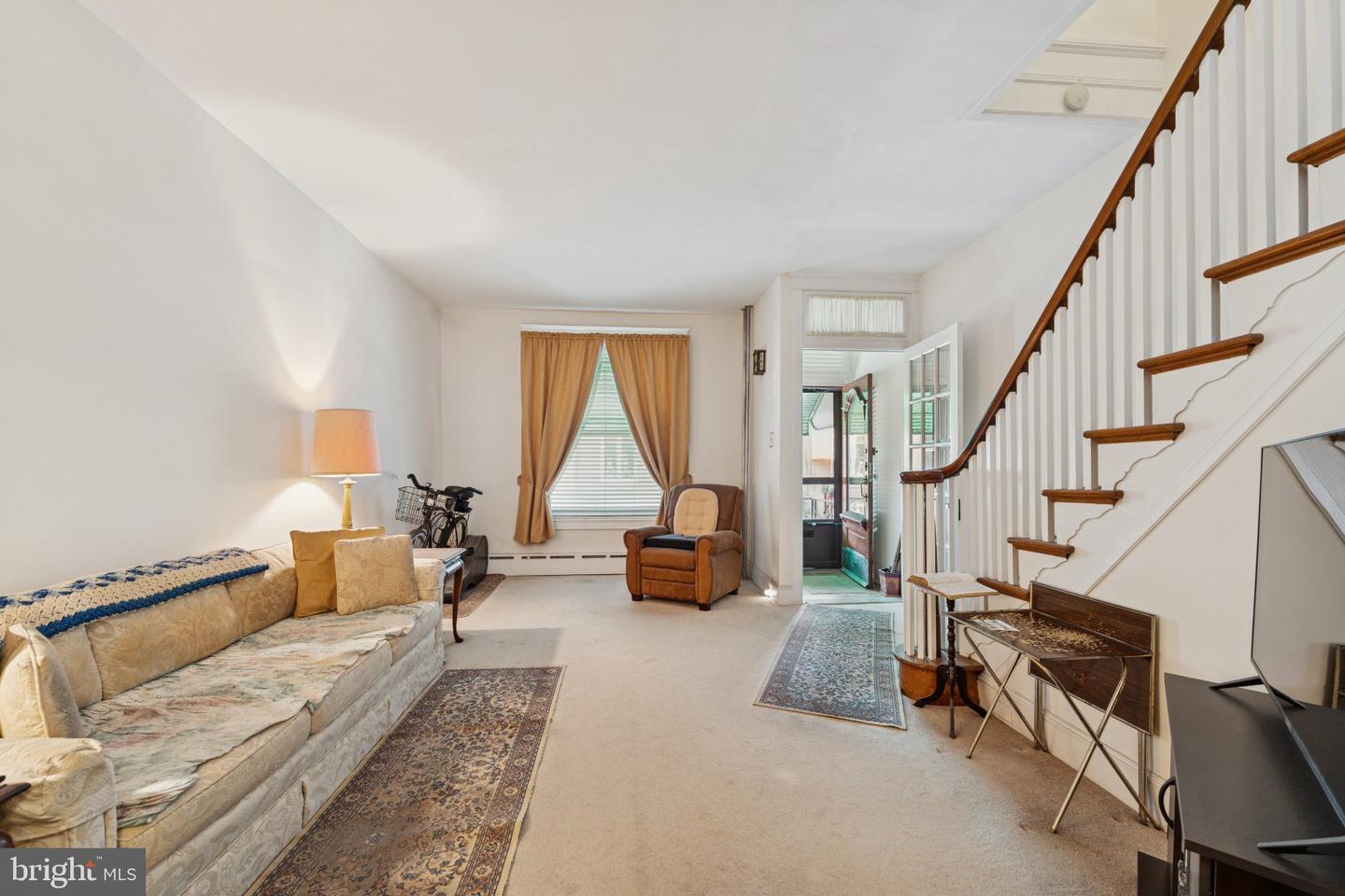2628 S 16th St Property Photo 3