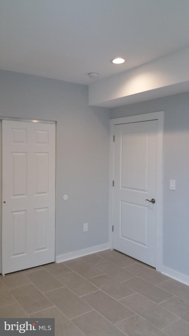 603 E Girard Ave #3rd Floor Property Photo 13