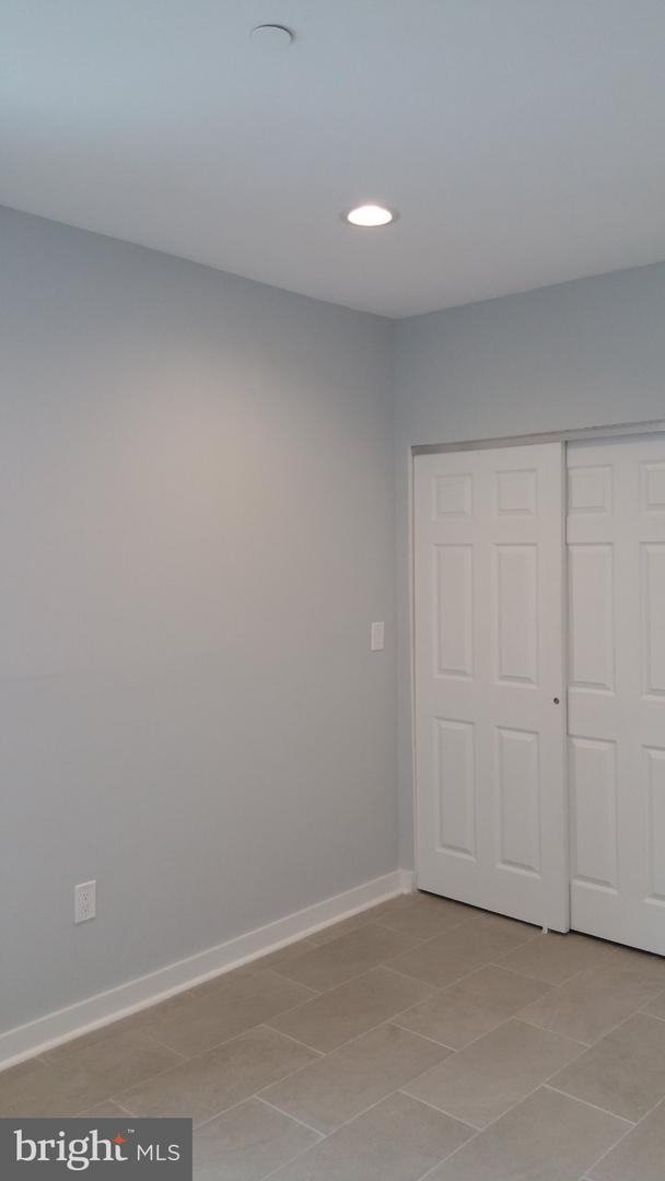 603 E Girard Ave #3rd Floor Property Photo 15