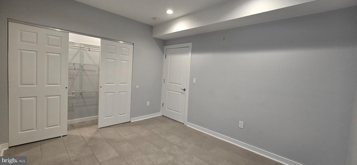 603 E Girard Ave #3rd Floor Property Photo 20