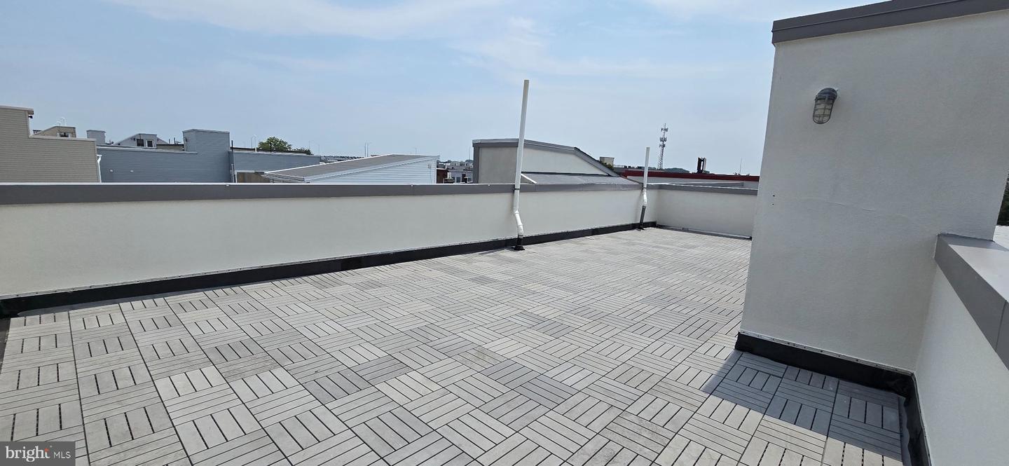 603 E Girard Ave #3rd Floor Property Photo 32