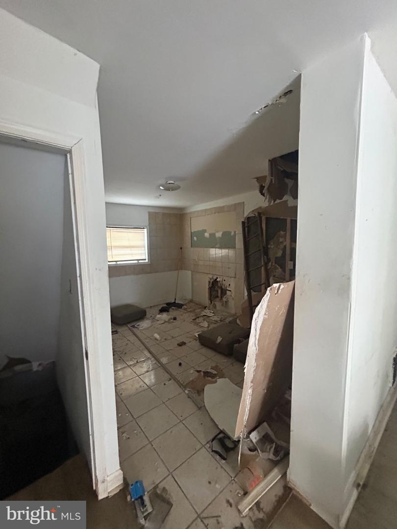 3323 Mutter St Property Photo 4