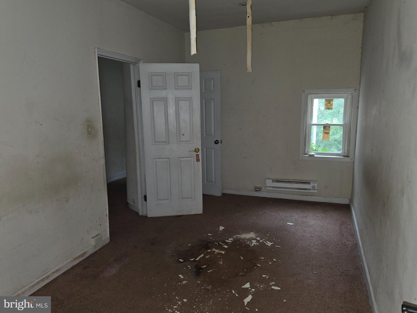 7033 Saybrook Ave Property Photo 31