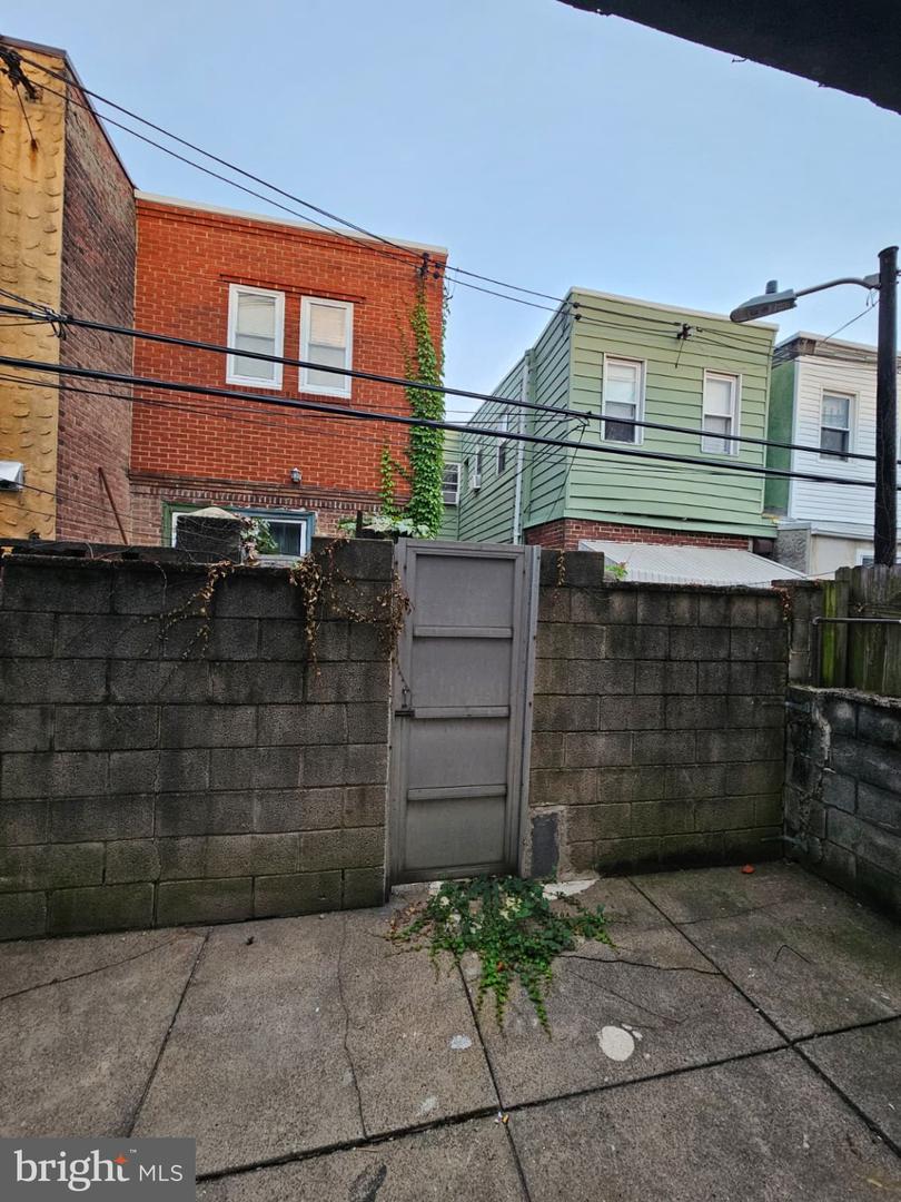 1717 S Bancroft St Property Photo 22