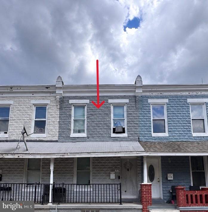 5334 GLENMORE AVE Property Photo 1