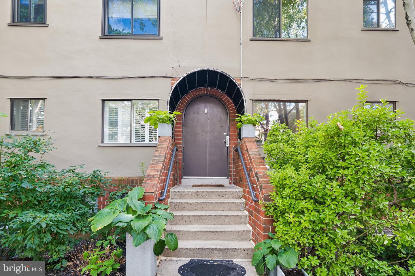 1109 South St #a Property Photo 20