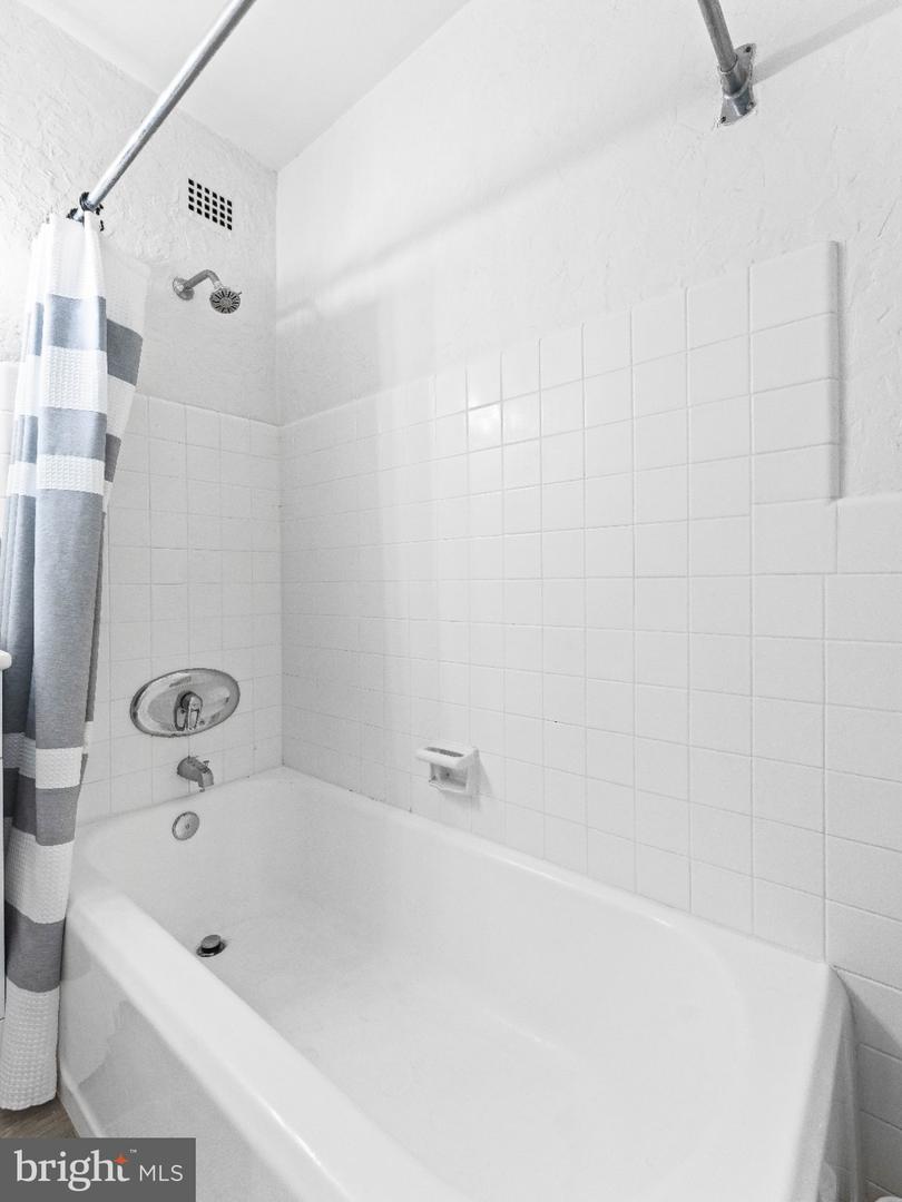 2601 Pennsylvania Ave #822 Property Photo 12