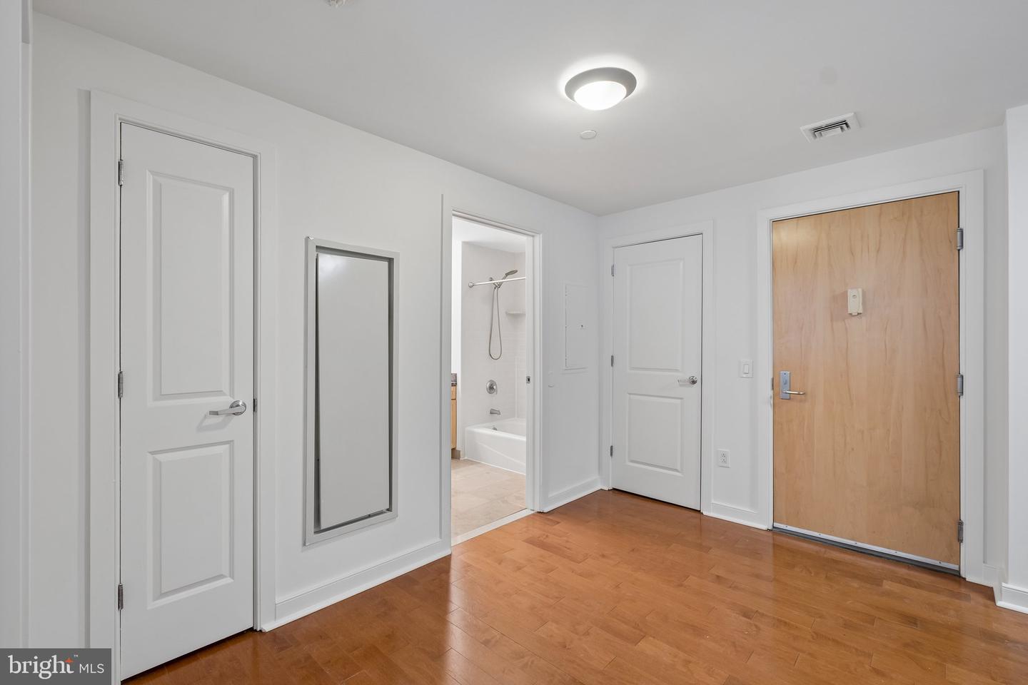 111 S 15th St #1512 Property Photo 16