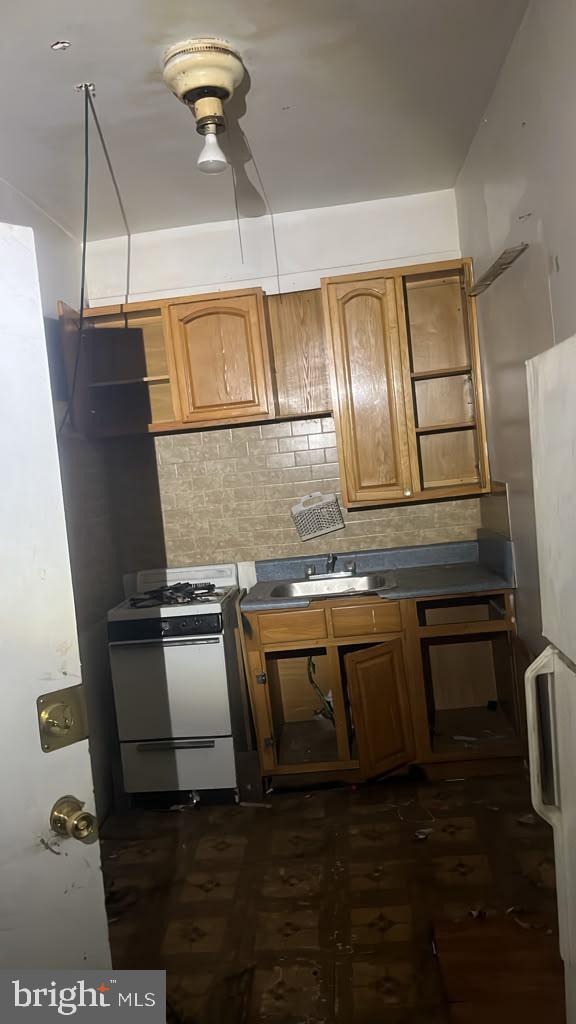 5733 Torresdale Ave Property Photo 10