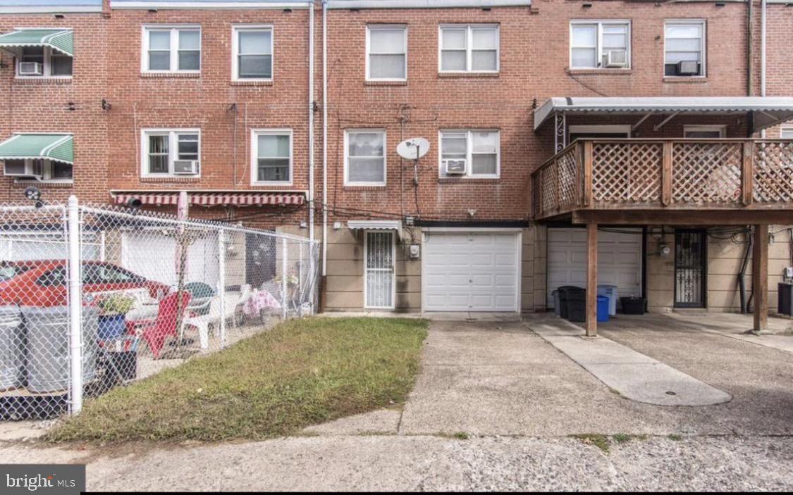 8018 Fayette St Property Photo 10