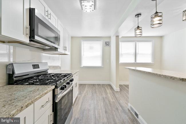2712 Knorr St Property Photo 15