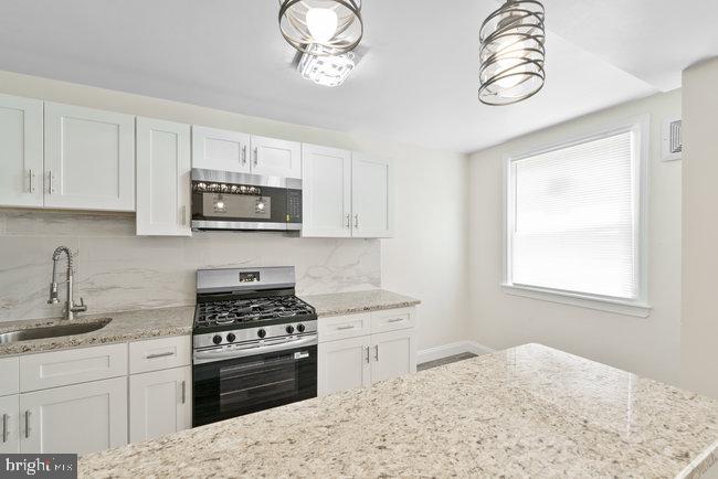 2712 Knorr St Property Photo 18
