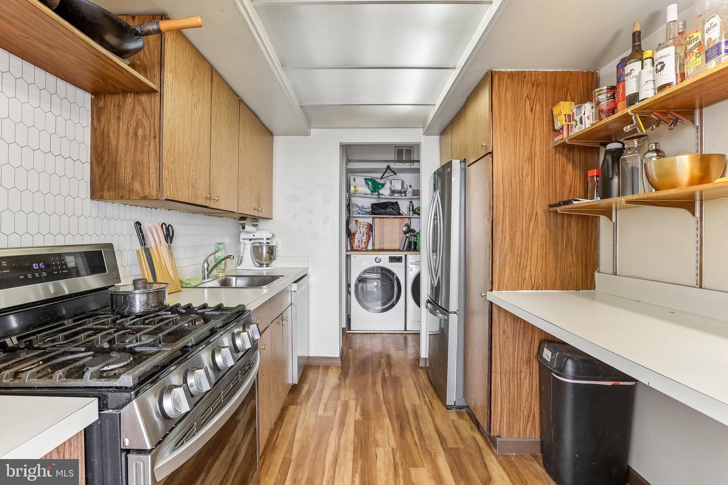 1326-42 Spruce St #2806 Property Photo 11