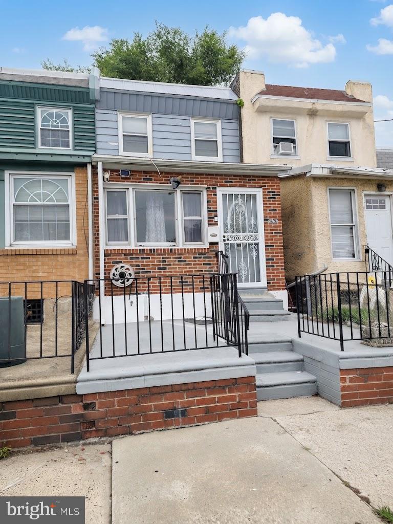 5726 Jackson St Property Photo 2