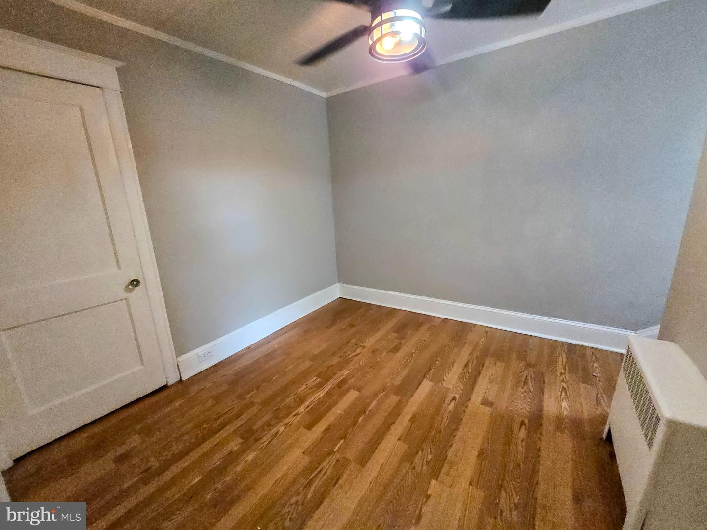 5726 Jackson St Property Photo 15