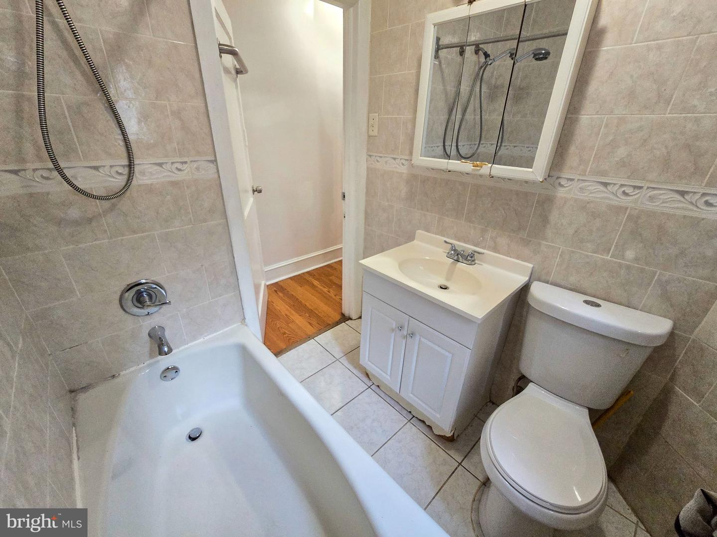 5726 Jackson St Property Photo 21