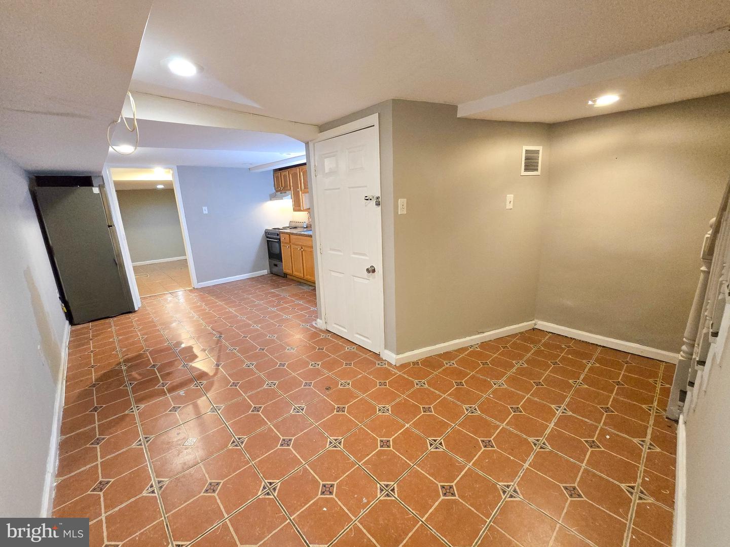 5726 Jackson St Property Photo 24