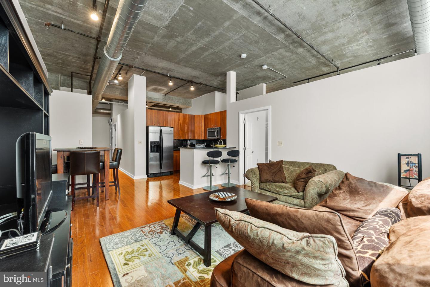 130 N 2nd St #4e2 Property Photo 4